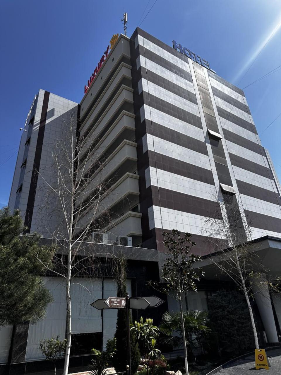 Ziyorat Luxury Hotel Φεργκάνα Εξωτερικό φωτογραφία