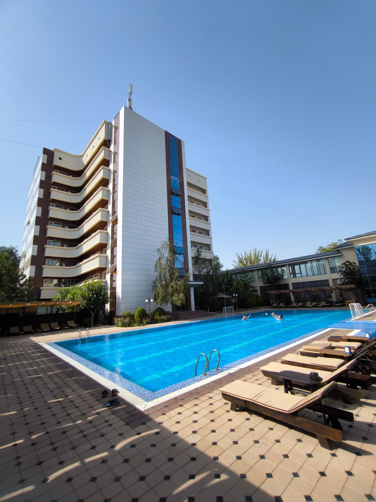 Ziyorat Luxury Hotel Φεργκάνα Εξωτερικό φωτογραφία