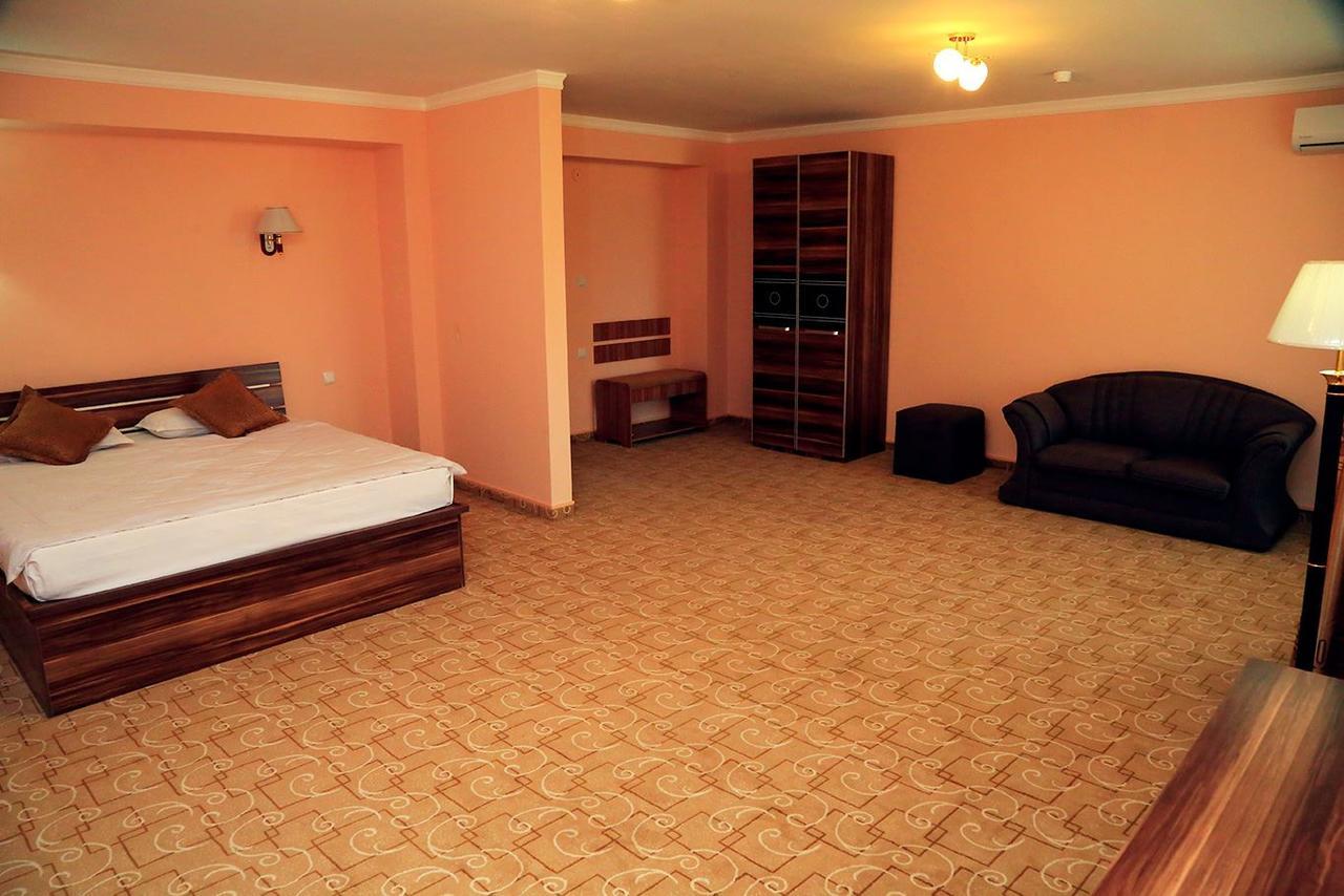 Ziyorat Luxury Hotel Φεργκάνα Εξωτερικό φωτογραφία